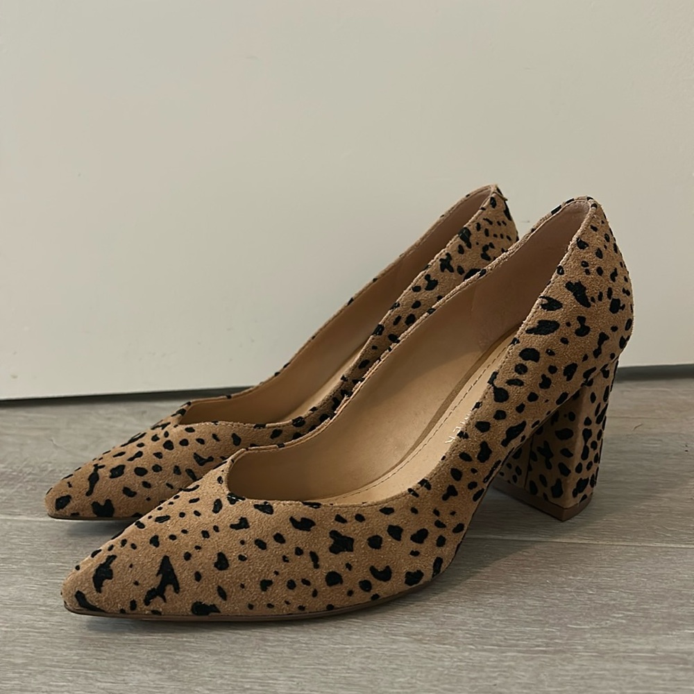 Leopard Pumps